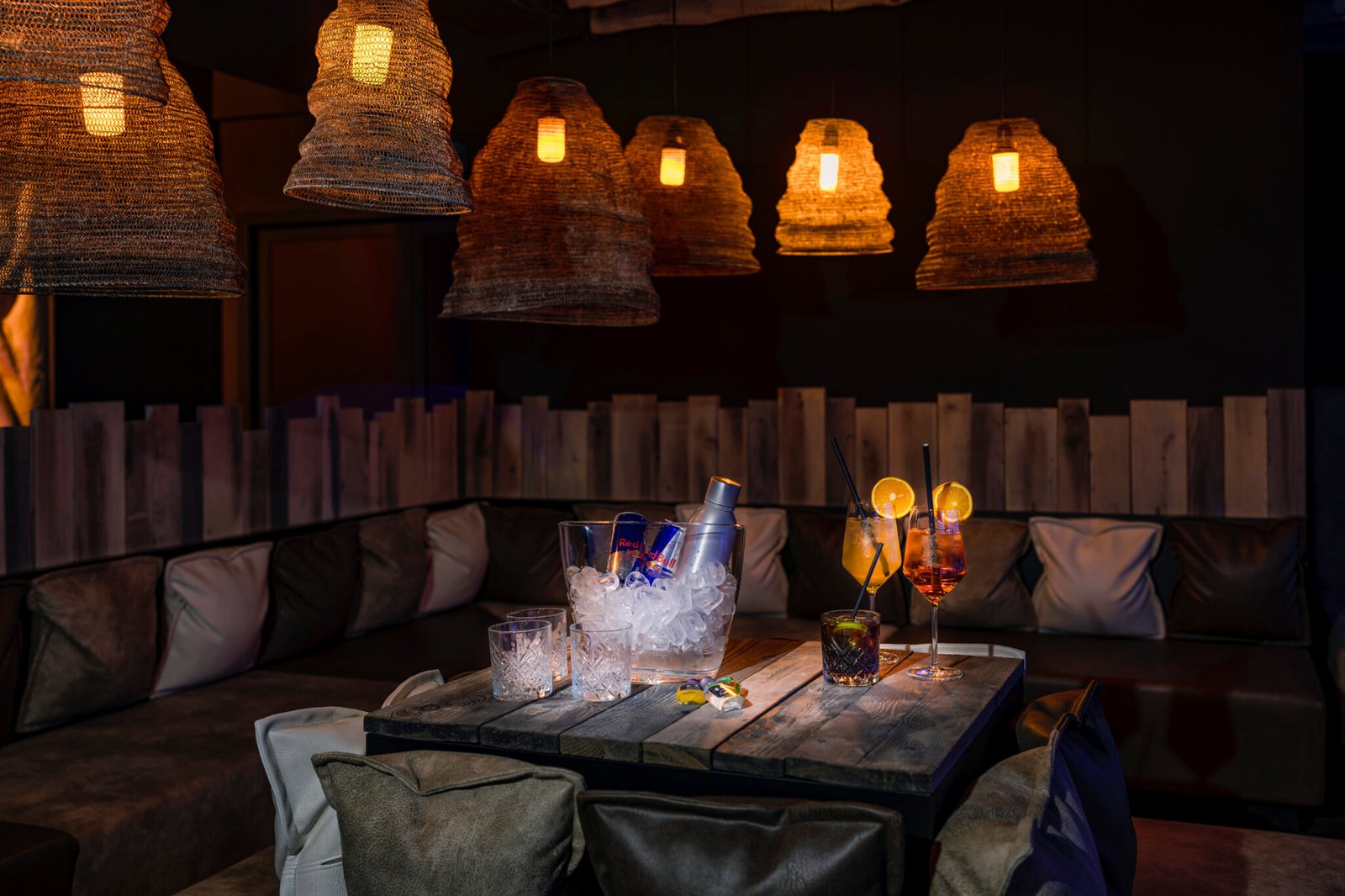 Cocktails auf einem Tisch im Ostsee Resort Damp.